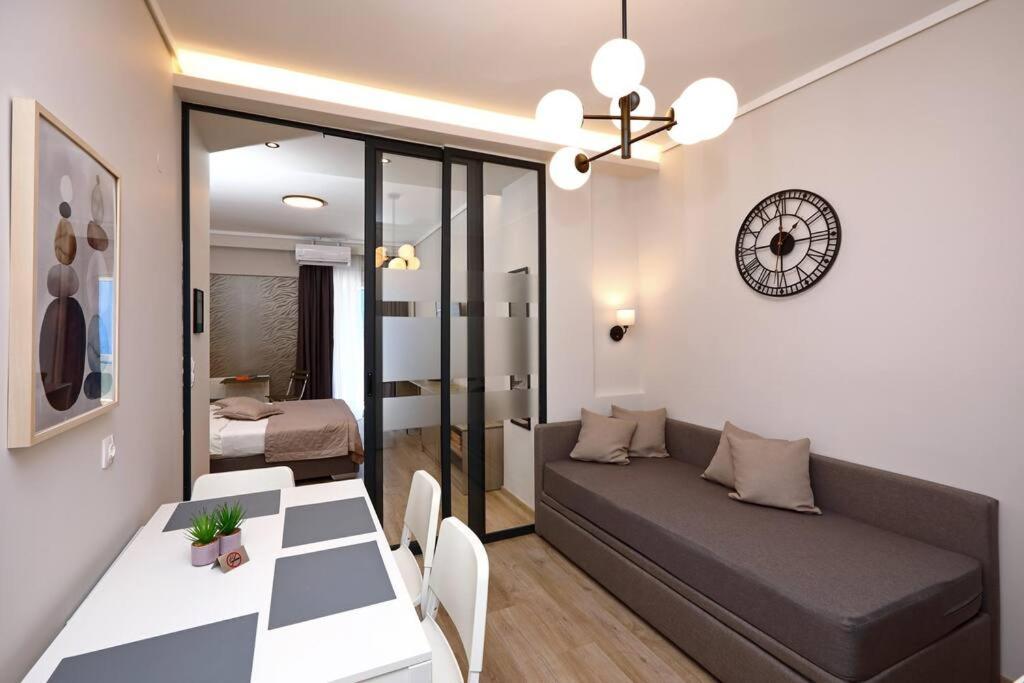 Egnatia Downtown, Urban Apartments B Thessaloniki Exterior photo